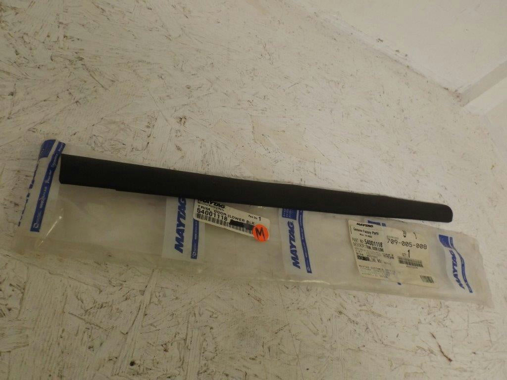 MAYTAG WHIRLPOOL MICROWAVE 54001118 DOOR TRIM LOWER (BLK) NEW