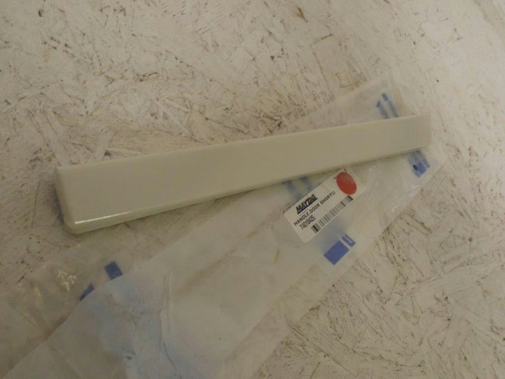 MAYTAG WHIRLPOOL STOVE 74010425 DOOR HANDLE SHORT (BSQ) NEW