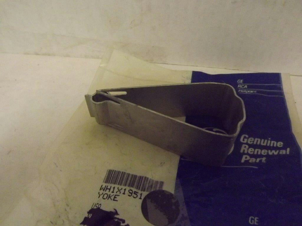 GENERAL ELECTRIC WASHER WH1X1951 YOKE NEW