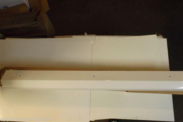 AMANA MAYTAG REFRIGERATOR  67002944 HANDLE FZ DR. WHT NEW IN BOX