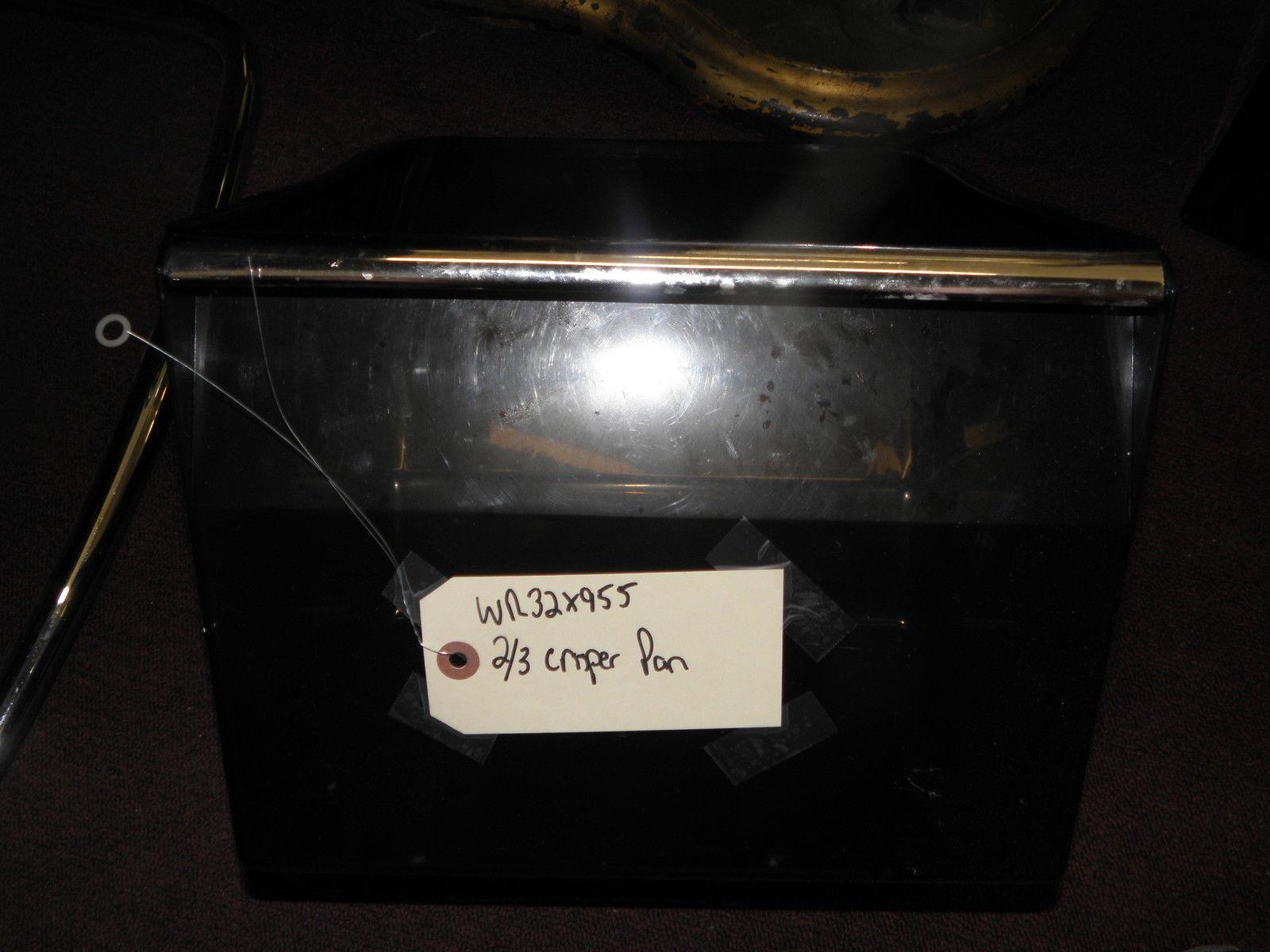 GE TOP MOUNT REFRIGERATOR WR32X955 2/3 CRISPER PAN USED PART ASSEMBLY