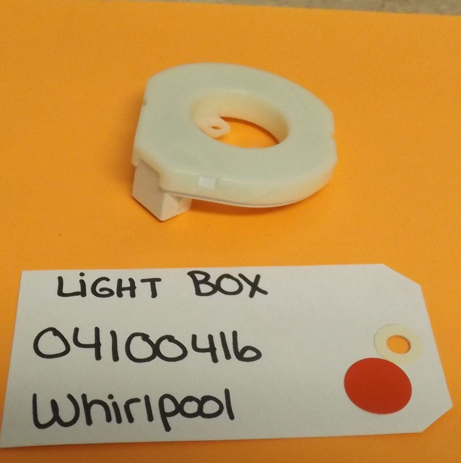 WHIRLPOOL STOVE 04100416 LIGHT BOX