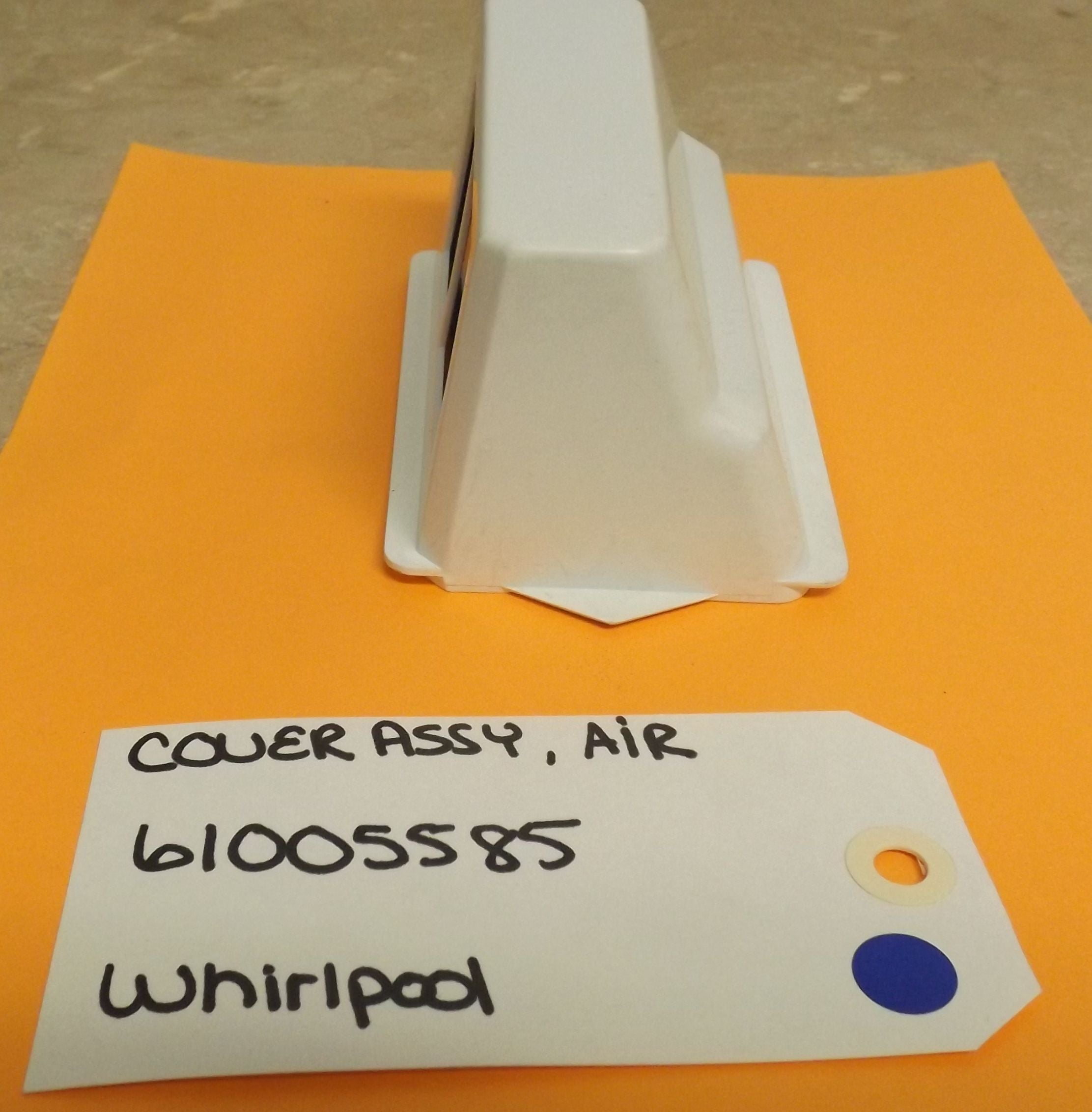 WHIRLPOOL REFRIGERATOR 61005585 COVER ASSY AIR RET (NEW)