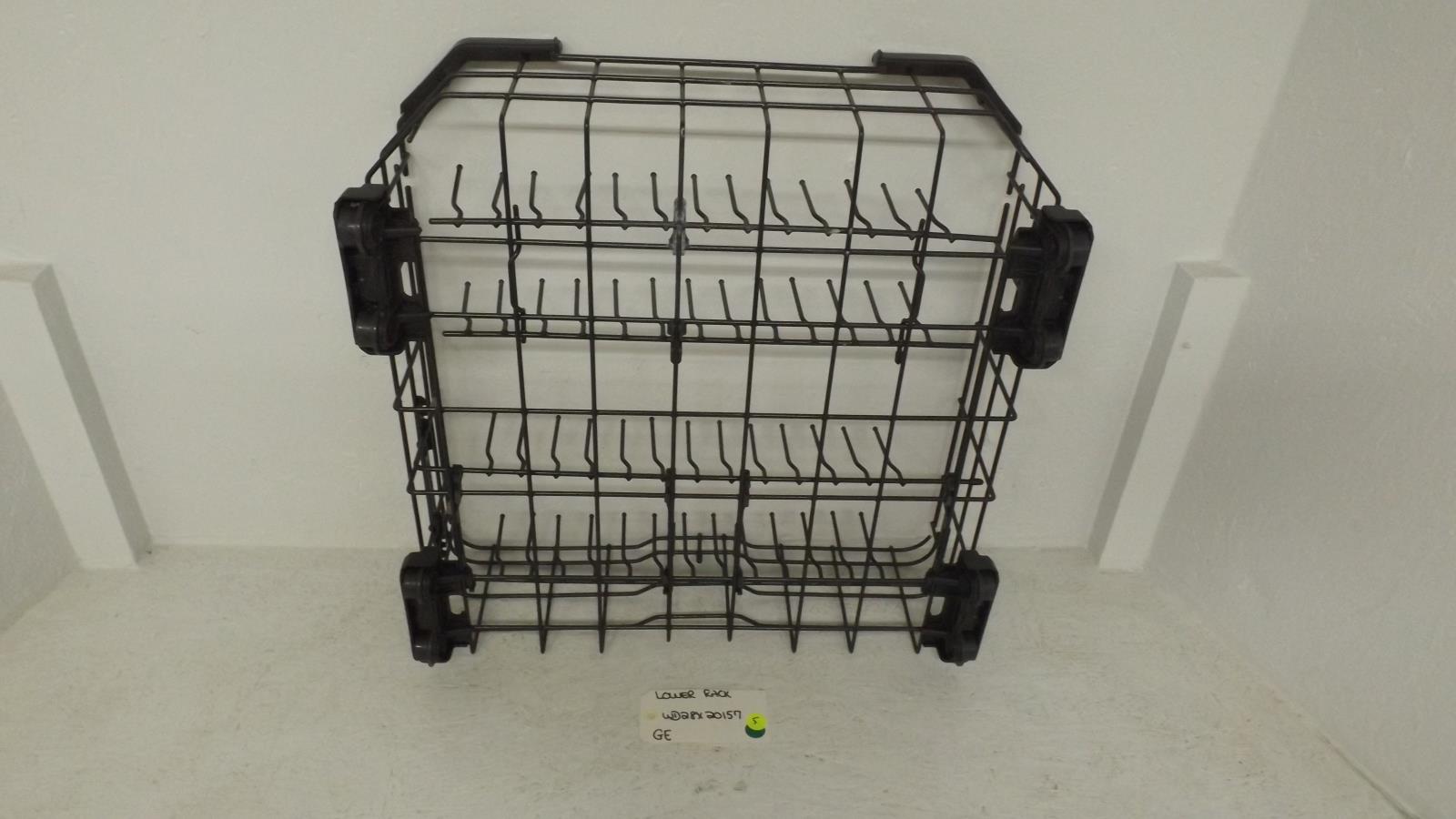 GE DISHWASHER WD28X20157 LOWER RACK (USED)