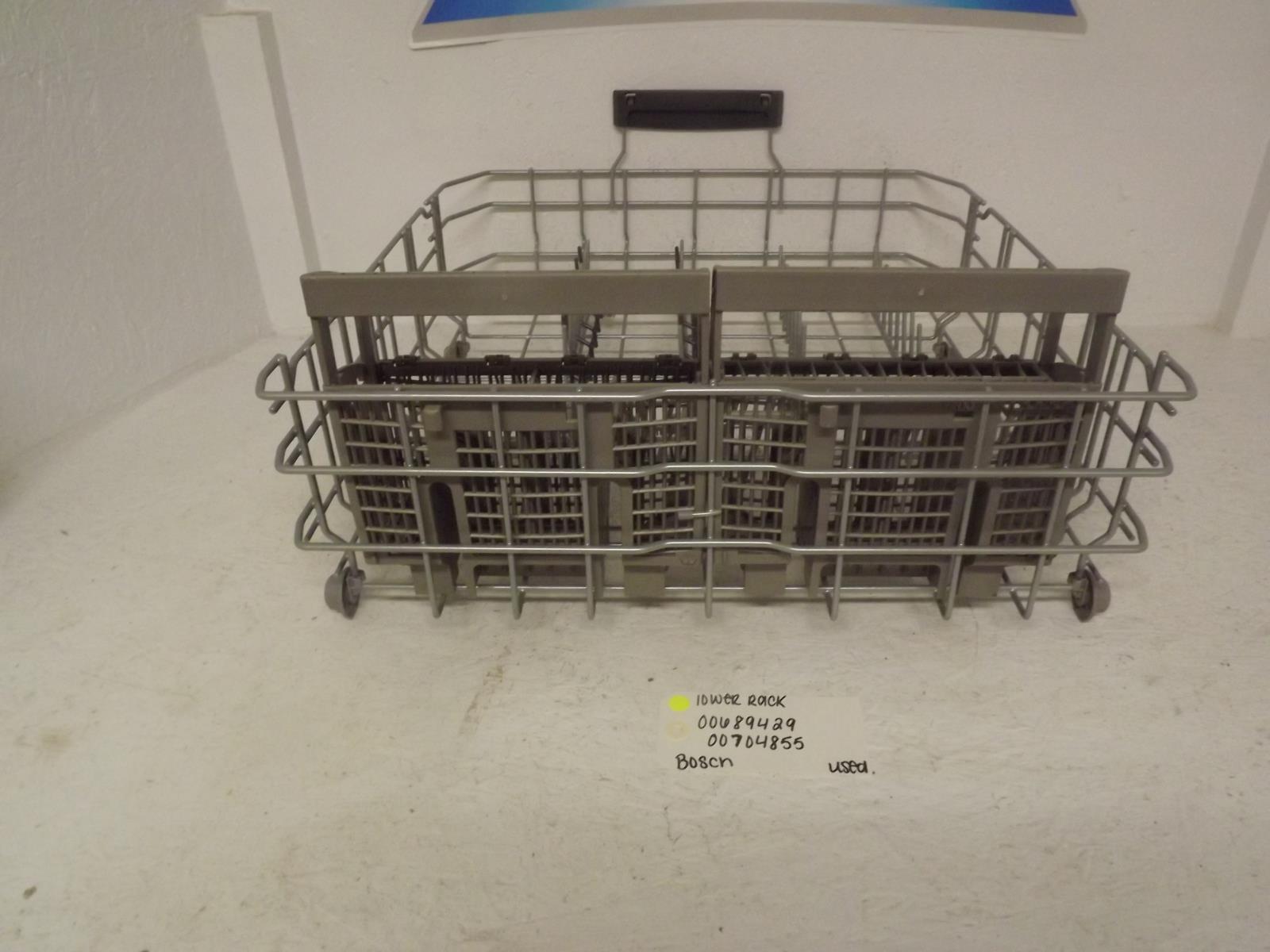 Bosch Dishwasher 00689429 00704855 Lower Rack Used