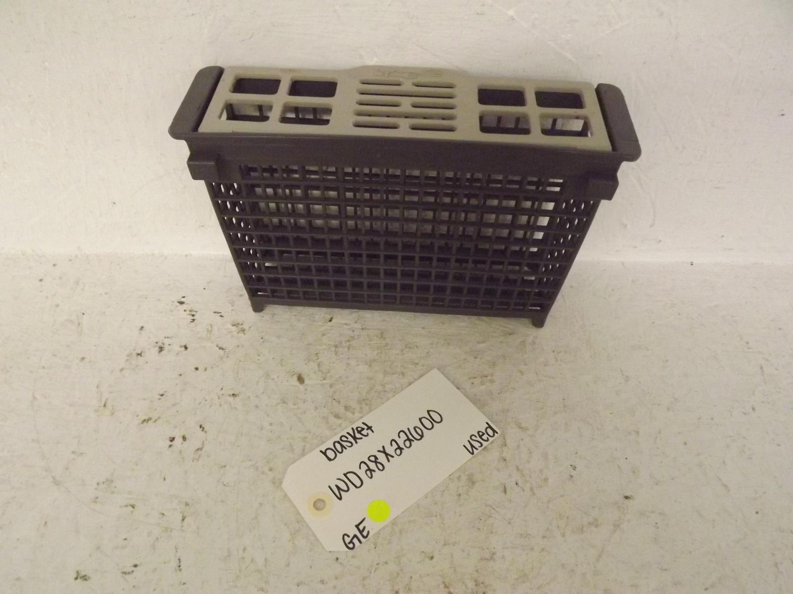 GE Dishwasher WD28X22600 Silverware Basket Used