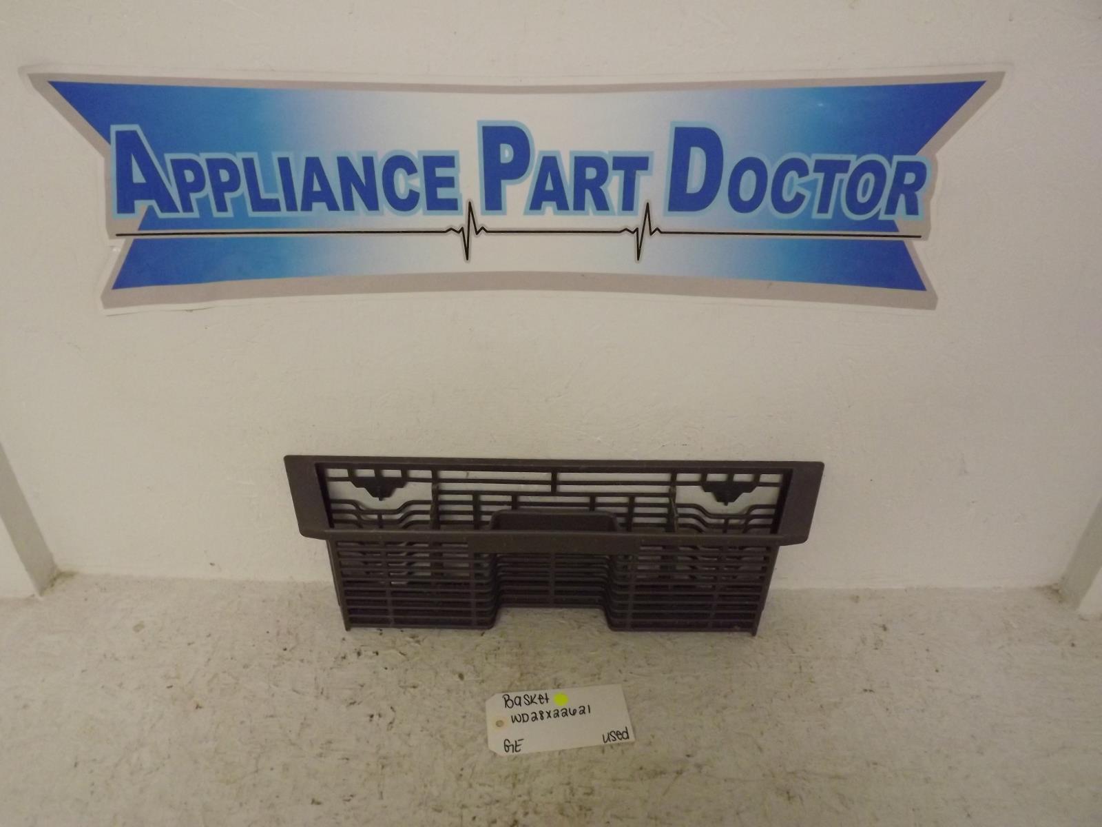 GE Dishwasher WD28X22621 Silverware Basket Used