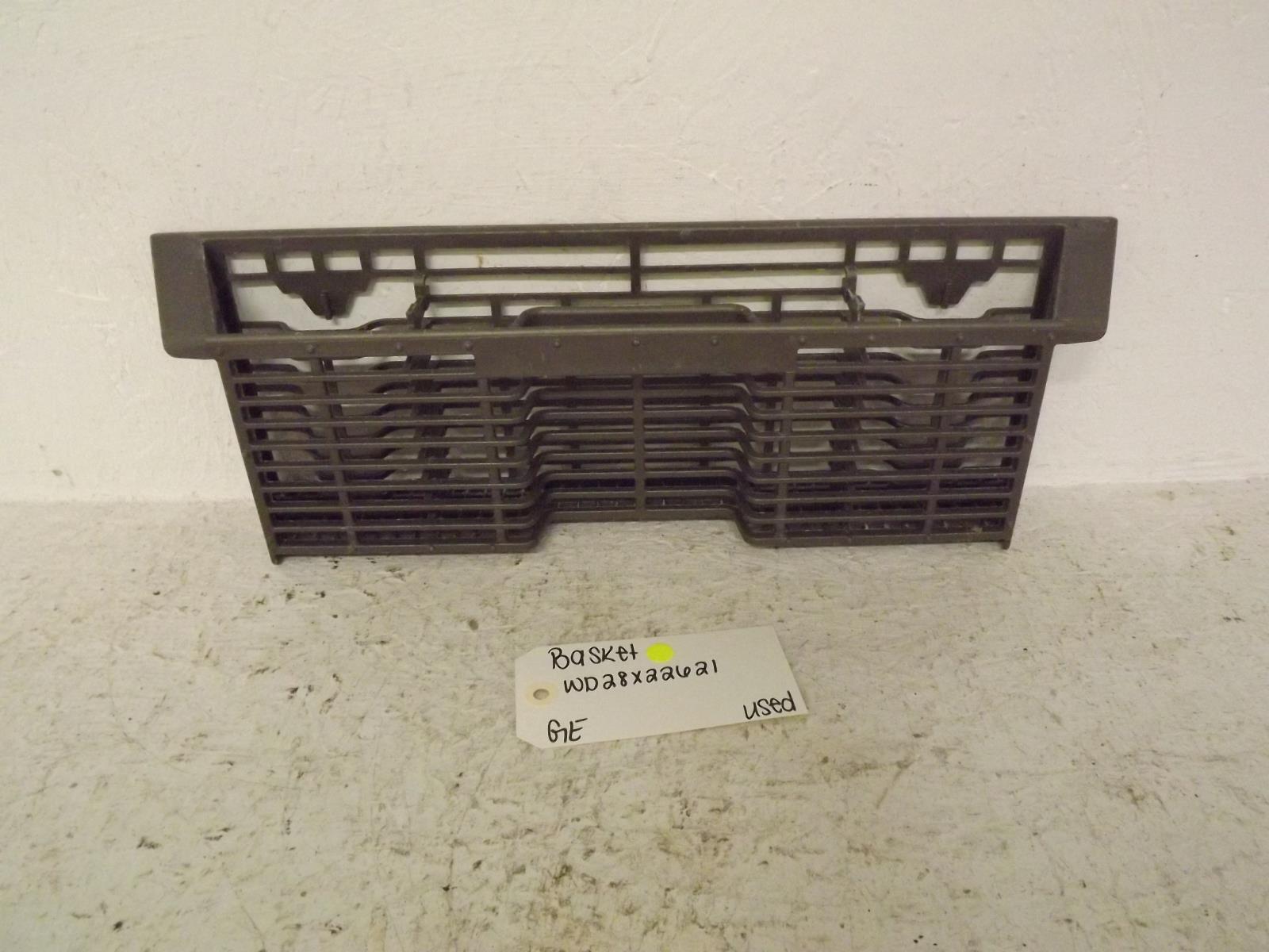 GE Dishwasher WD28X22621 Silverware Basket Used