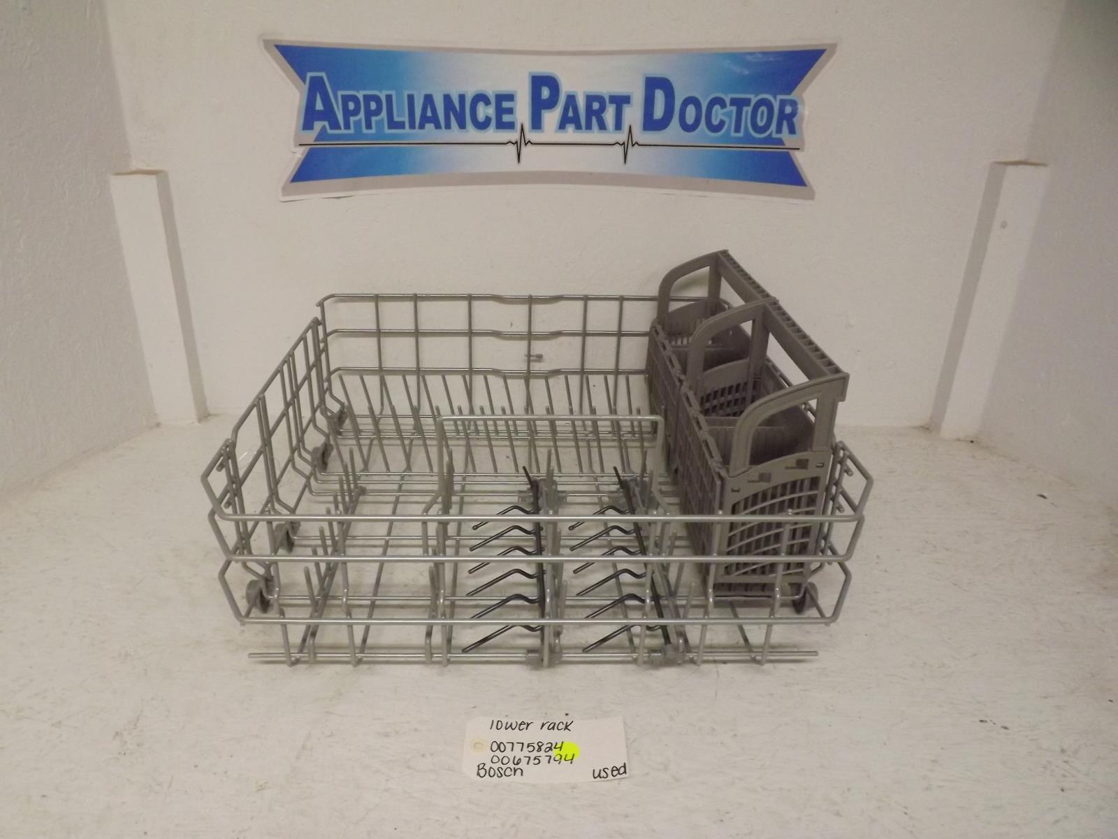 Bosch Dishwasher 00775824 00675794 Lower Rack Used