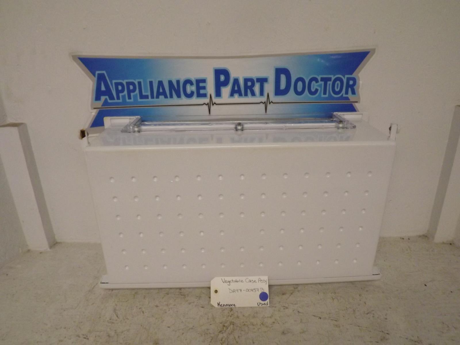 Kenmore Refrigerator DA97-00957B  Vegetable Case Assy Used