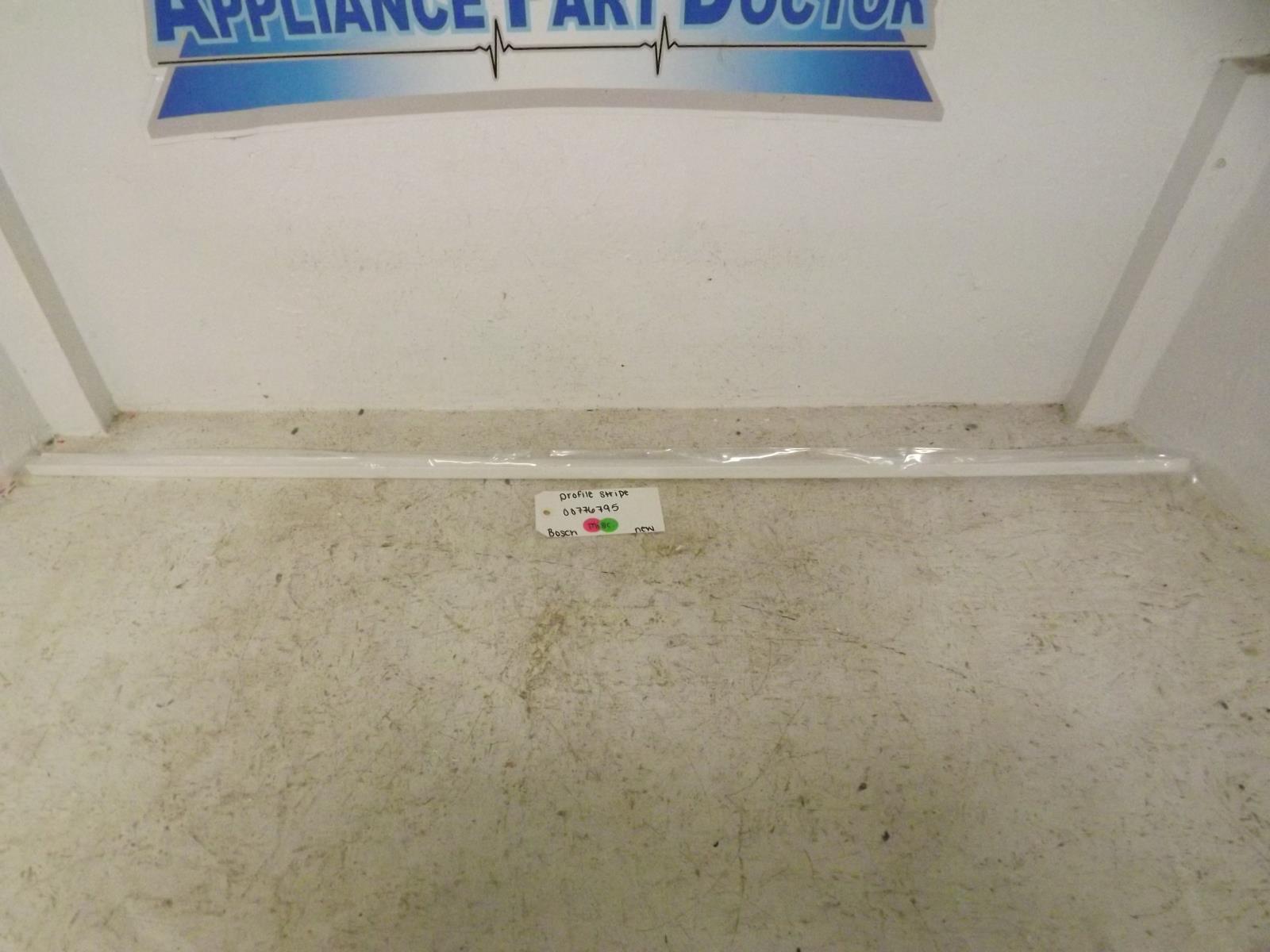 Bosch 00776795 Profile Stripe New
