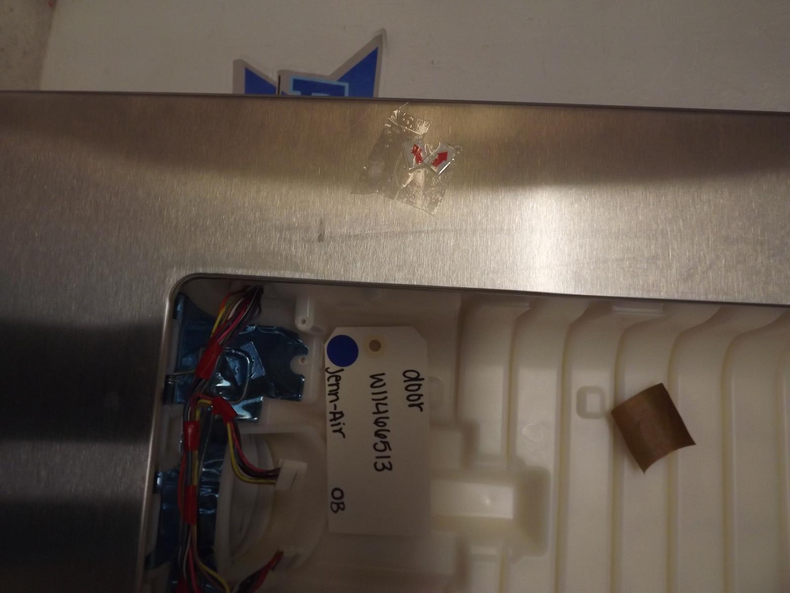 Jenn-Air Refrigerator W11466513 Door Open Box