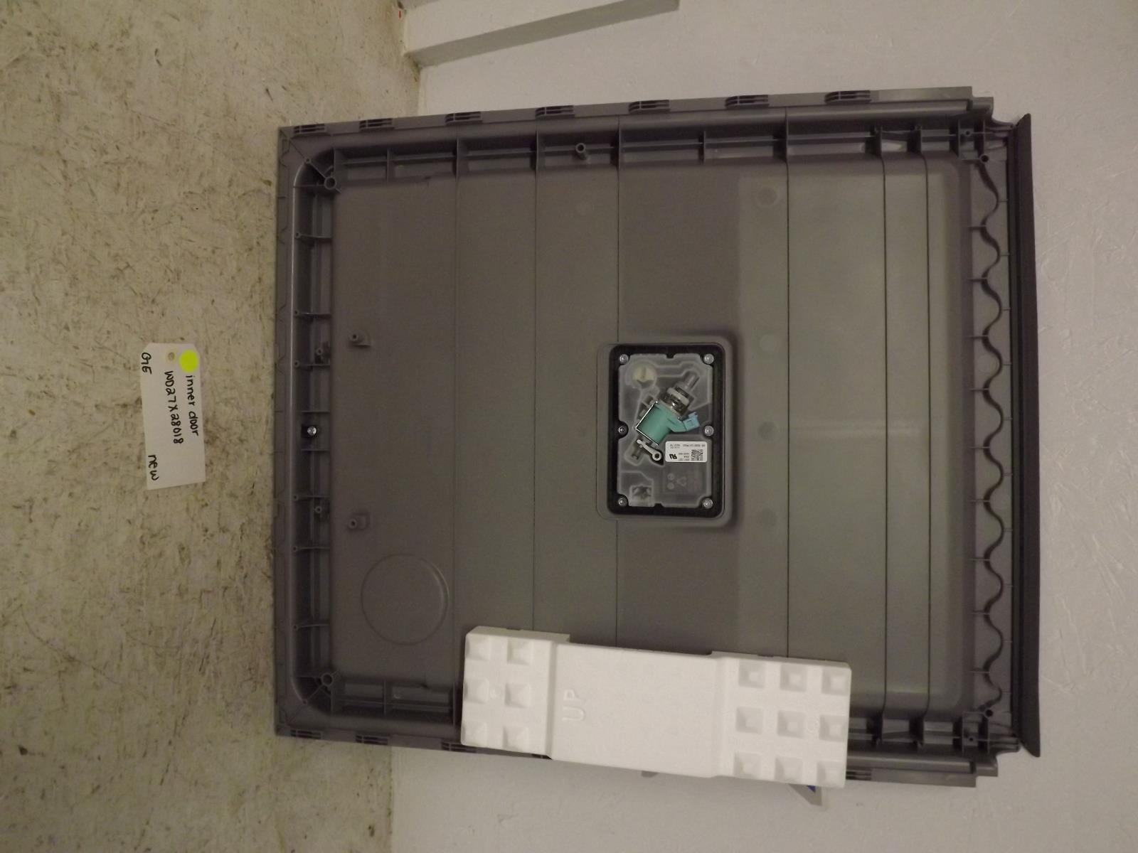 GE Dishwasher WD27X28018 Inner Door New