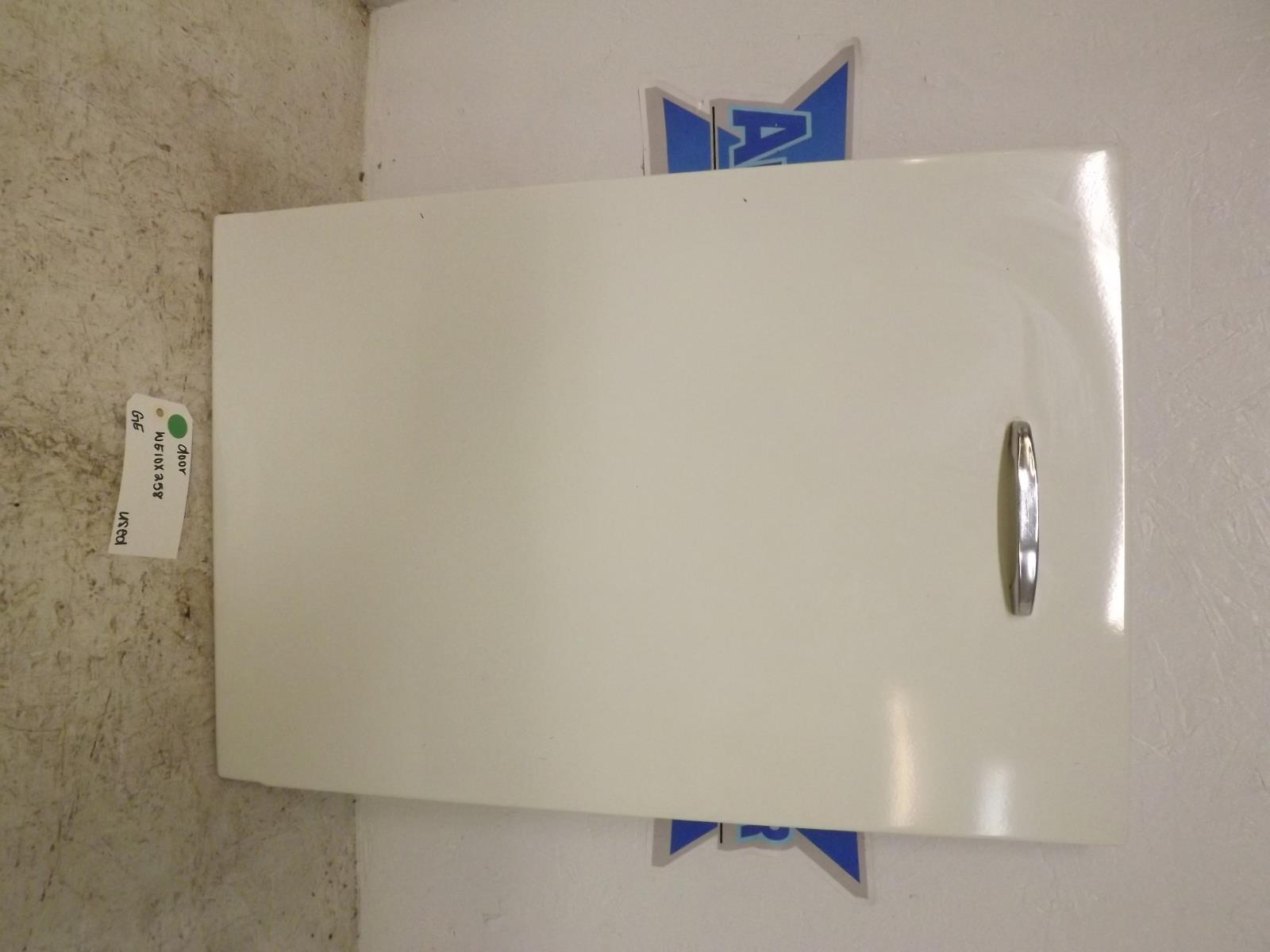 GE Dryer WE10X258 Door Used