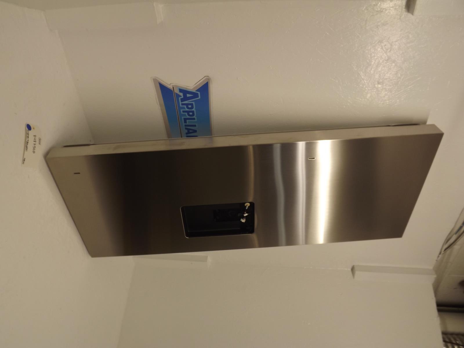 Fisher & Paykel Refrigerator 848750P Door New
