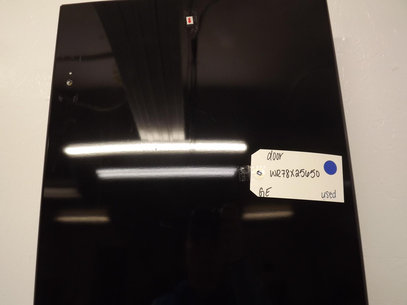 GE Refrigerator WR78X25650 Door Used