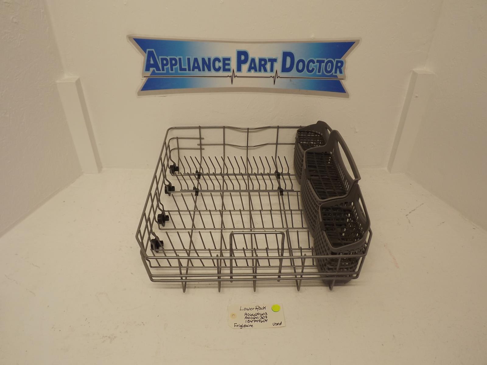 Frigidaire Dishwasher A06629603 A00241307 154749604  Lower Rack Used