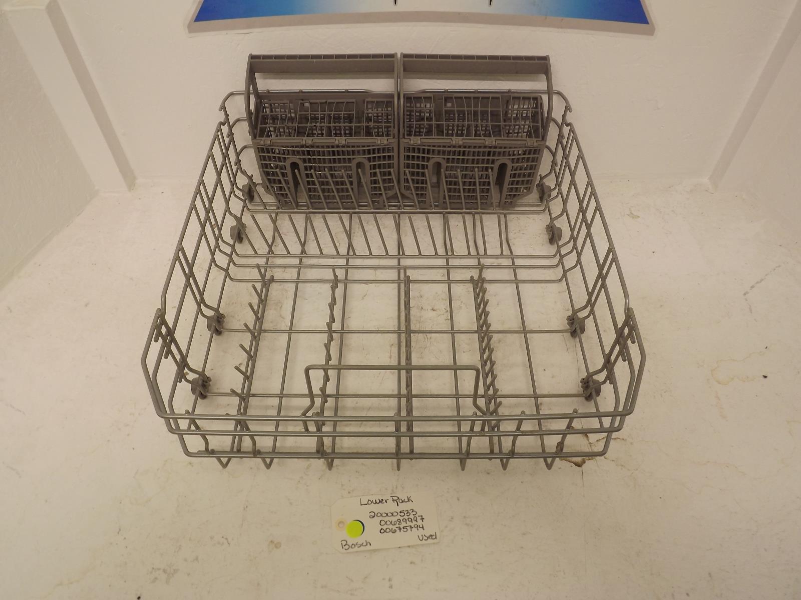 Bosch Dishwasher 20000533 00689997 00675794 Lower Rack Used