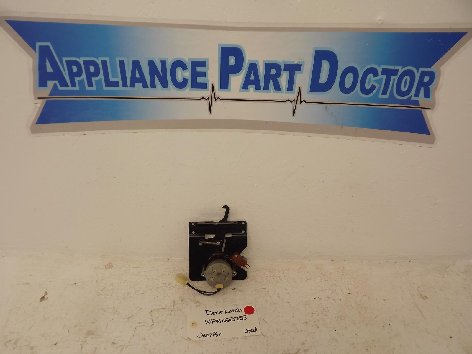 JennAir Oven WPW10213755  Door Latch Used