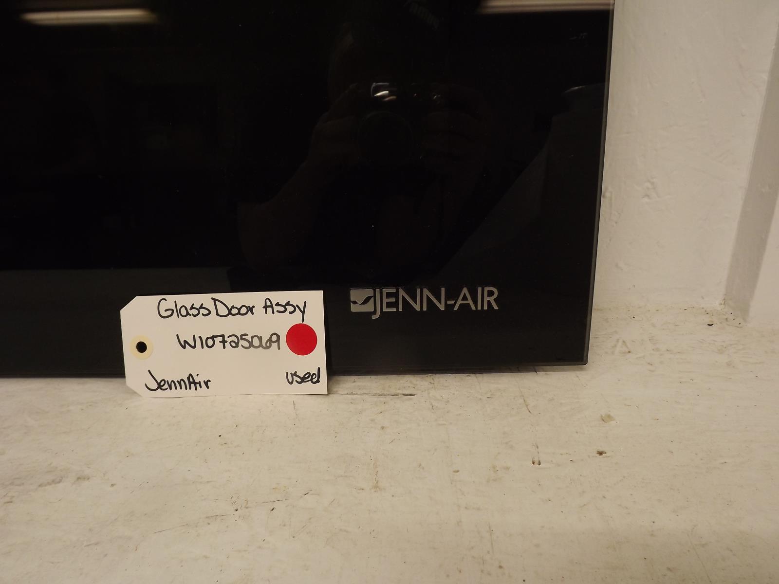 JennAir Oven W10725069 Door Assy Used