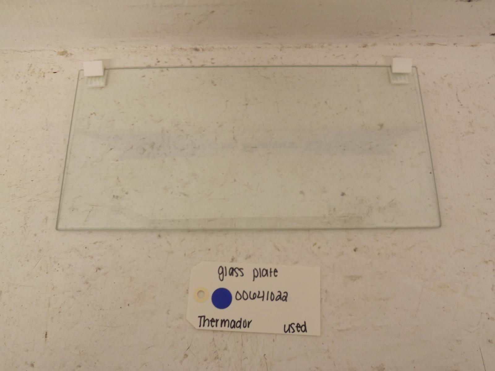 Thermador Refrigerator 00641022 Glass Plate Used