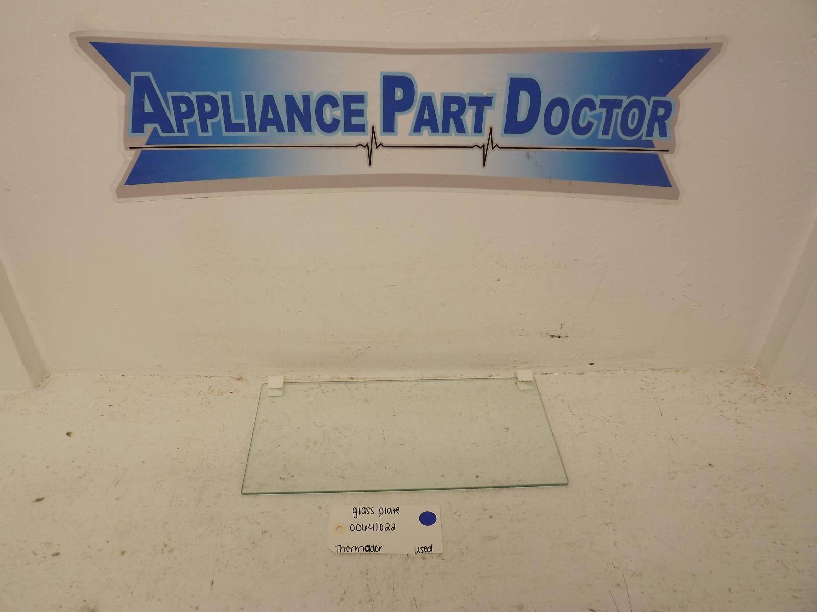 Thermador Refrigerator 00641022 Glass Plate Used