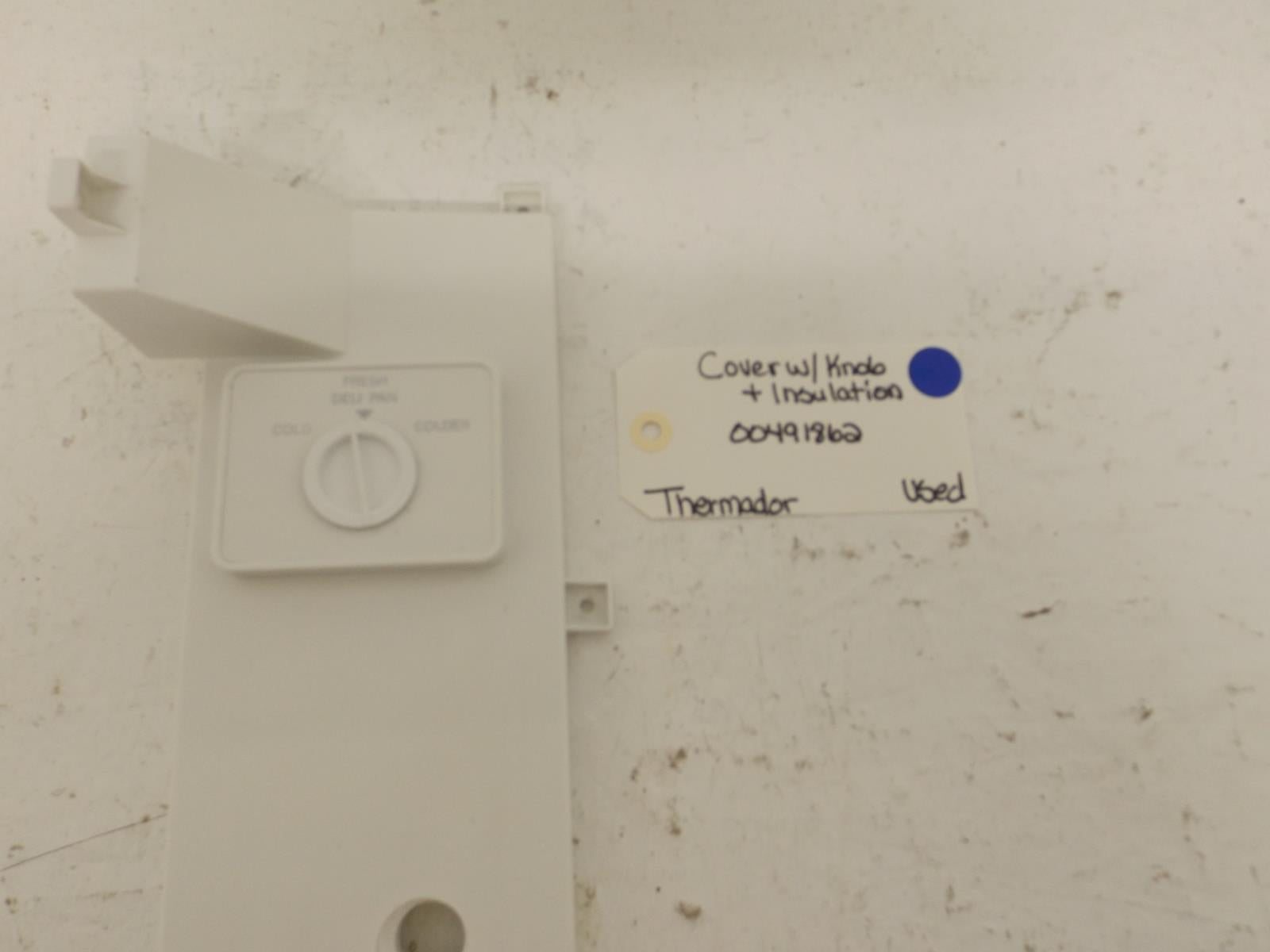 Thermador Refrigerator 00491862 Cover w/Knob & Insulation Used